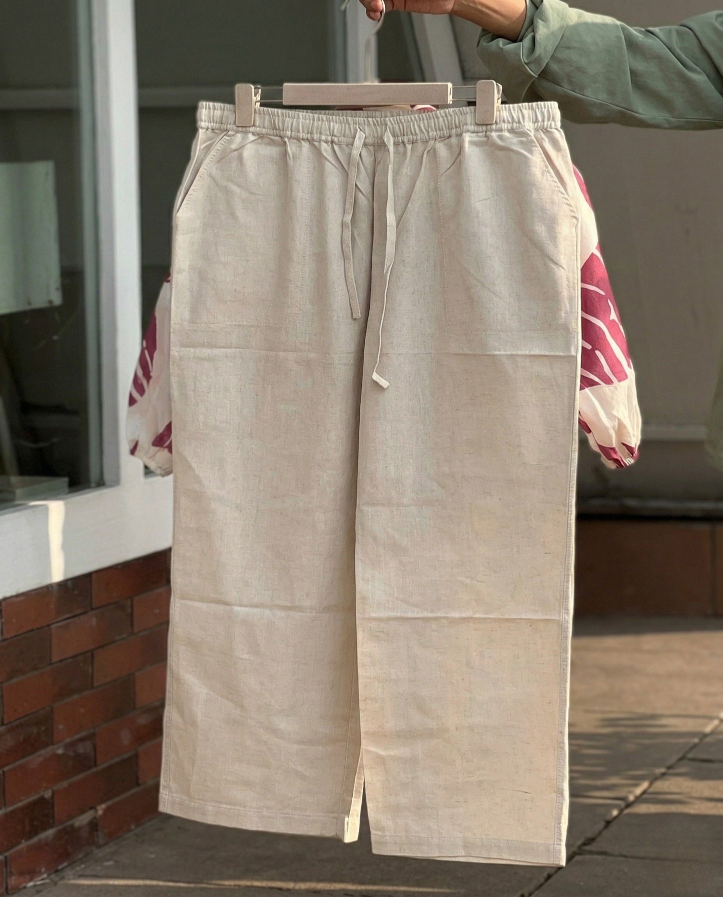 Kaelis - Pink leaf soft rayon relaxed fit co-ord set